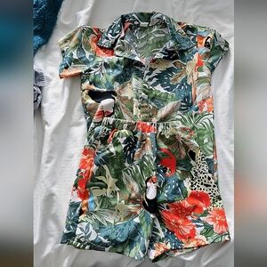 Kids tropical print  "resort wear" size 6